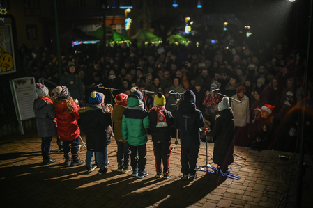 Vánoční jarmark Březová a rozsvícení stromu 2025